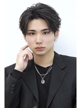 リップス 二子玉川店 (LIPPS) センターパート 韓国ヘア コンマ カルマヘア