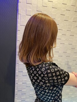 フィン(fin) ミディアムヘア