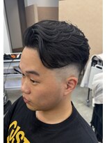 アンバー(UMBER)&nbsp;毛流れスキンフェード