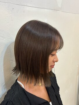 ファルベ(Farbe) 黒髪カタログ/オリーブグレー/小顔に見せるヘア/ココアベージュ