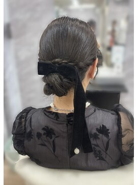 エルディ 大宮(eldy) シニヨンヘア