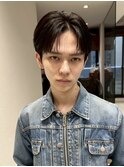 刈り上げセンターパートリバースセンターパートニュアンスパーマ