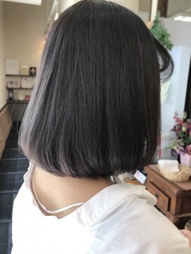 クアトロ グランシュ 川崎店(QUATRO × GranCieux) 艶感透け感のあるグレー系カラー★QUATRO★