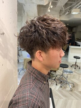 エル(EL by green) 【YUKI】マッシュ×ショートレイヤー×ツーブロック