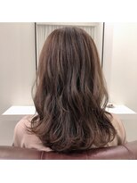 インビテーション(invitation) ミルクティーグレージュ