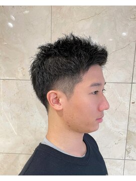 ヘアーサロン タカヒロ(Hair Salon TAKAHIRO) 爽やかアップバング　スパイキーショート