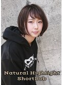 【王道ショートボブ×ナチュラルハイライトカラー】