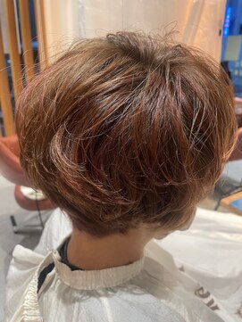 リベア トウキョウ 東大島店(Rever Tokyo) マッシュ/ショートボブ/グレイ/ハイライト　東大島/東大島駅