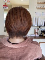 ビー(bee)&nbsp;ショートボブ