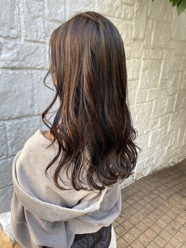 ラミ(L'ami) 大人ゆるふわフェミニンロングこなれ感