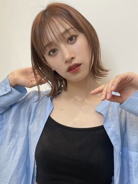 トルネード(TORNADO) オレンジ シルキーベージュ 外ハネパーマ 切りっぱなしボブ t717