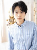 黒髪グレージュカラー前髪パーマ束感ショート!