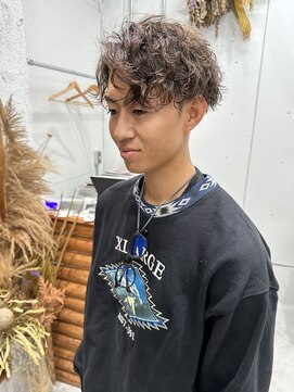 サティ(sati) 【sati 伊藤】ツイスパ×ワイルドショート