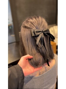 ココモ(KOKOMO) 【 NINA 】リボンヘア/グレージュ