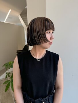 マスタード(MASTARD) ヘアカラーグレージュアンブレラカラーショートボブ 50代