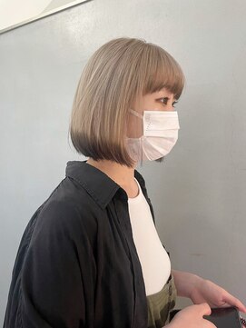シェリ ヘアデザイン(CHERIE hair design) ホワイトグレー×ブラック◎