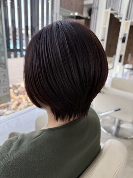 ヘアーアンドエステティック ヴェリス(hair&esthetic Velis) 【Velis】大人ショートボブ