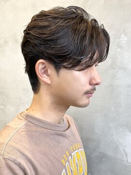 エリマ 横浜西口(elima) 横浜西口刈り上げセンターパートニュアンスパーマメンズカット