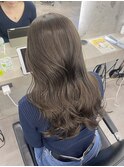 オリーブグレージュ sayuri