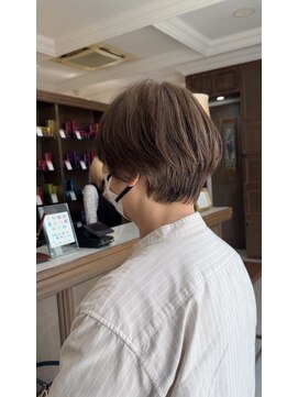 カット+脱白髪染め