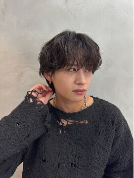 エムクール(M,cooL) ラウンドマッシュ/ツイストシャドウパーマ/ニュアンスウルフ