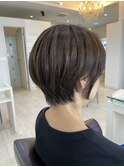耳かけショートカット