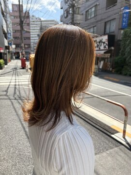フィン(fin) ミディアムヘア