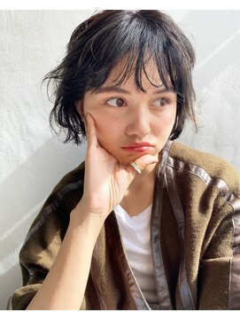 クラン(clan) clan ウェイビーショート　アッシュベージュ