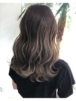 リズム(lysm)&nbsp;ナチュラルグラデーション　ベージュカラー