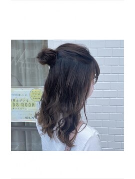 ドット ヘアー(dot.hair) おだんごハーフアップ