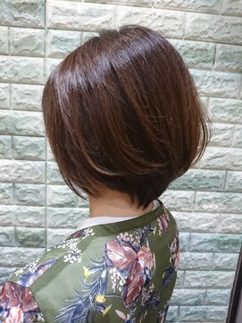 ヒップスデコ(Hip's deco) 20代30代40代にオススメ☆くびれショートボブ「ヒップスデコ 」