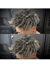 メンズハイライトxツイストパーマスタイル