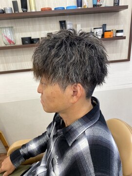 シャラク 戸出店(sharaku) ４０代からのゆるふわパーマ