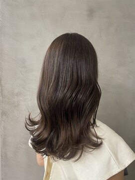 アリアバイエクラート 新宿南口店(ARiA by ECLART) 美髪アッシュベージュ