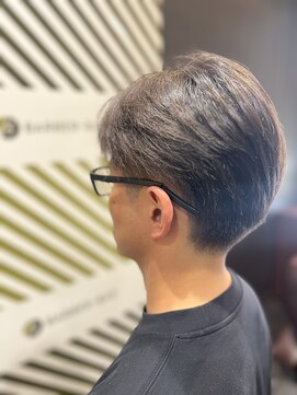 バーバーバー 千葉(BARBER-BAR) ツーブロック【千葉駅徒歩3分】