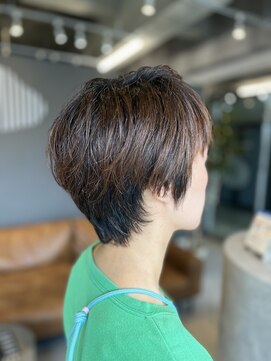 ジールヘアー(GIIL HAIR) ナチュラルショート