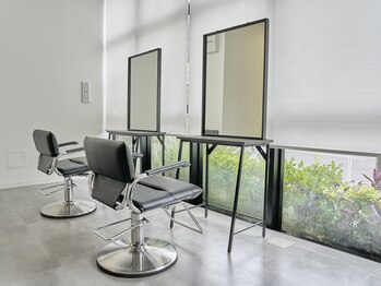 ルスリー 横浜店(Lsurii)の写真/”ココロ”から落ち着いたブライベートな空間で髪質改善を*明日が楽しみになる艶髪を提案*[横浜/横浜駅]