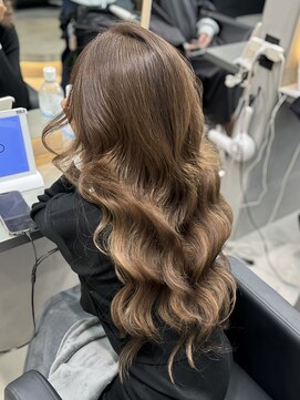 ラピス 福岡天神店(Lapis) ブリーチカラー/エクステ