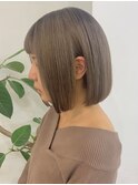 新潟切りっぱなしボブミルクティーベージュタッセルボブレイヤー