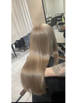 トリムバイエンヴィ(tlim by ENVY) ミルクティーベージュ