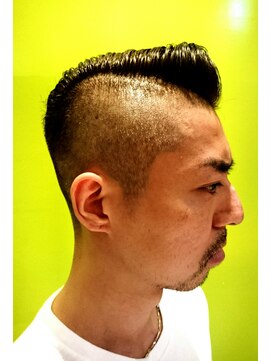 パセオ Paseo リーゼントモヒカン