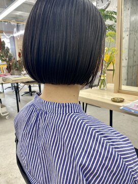 カフネ ジュントス ヨロ(Cafune' juntos YOLO) ボブスタイル