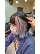 カラフル ヘアー(Colorful hair) ホワイトインナーカラー
