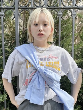 ルル 表参道(lulu.) ミニボブ 切りっぱなしボブ ボブウルフ ハイトーンカラー【Riku