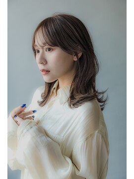 ミンクスオーバー(MINX OVER) ○ セミディカールシアカラー姫カットダークアッシュ