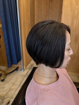 グランツ(GLANZ) カーキグレー前下がりショート