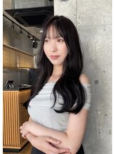 ワンズ リー 上大岡店(One's ly) 韓国ヘアくびれヘア_インナーカラーレイヤー【上大岡】