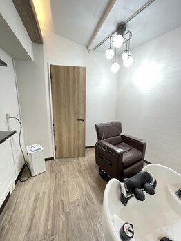 ヘアアンドスパ コー(hair&spa KO)の写真/上質なプライベート空間で周りを気にせず寛げる個室サロン。お客様に寄り添ったご提案が◎