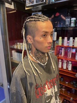 グリッツ (GLITZ) コーンロウ