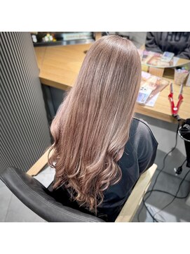 ミエルヘアーエスト 新宿店(mielhair est) ホワイトピンク　デザインカラー